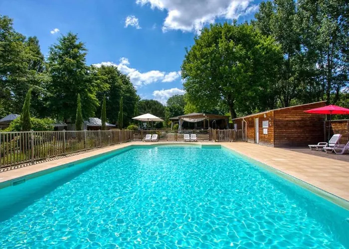 Mobil Confortable Avec Terrasse, 2 - Api-1-52-1006 Groléjac