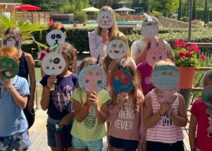 Mobil Confortable Avec Terrasse, 2 - Api-1-52-1006 * Groléjac